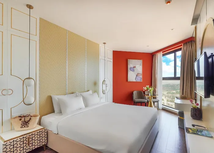 Chambay Golden Breeze Palm Apartment *